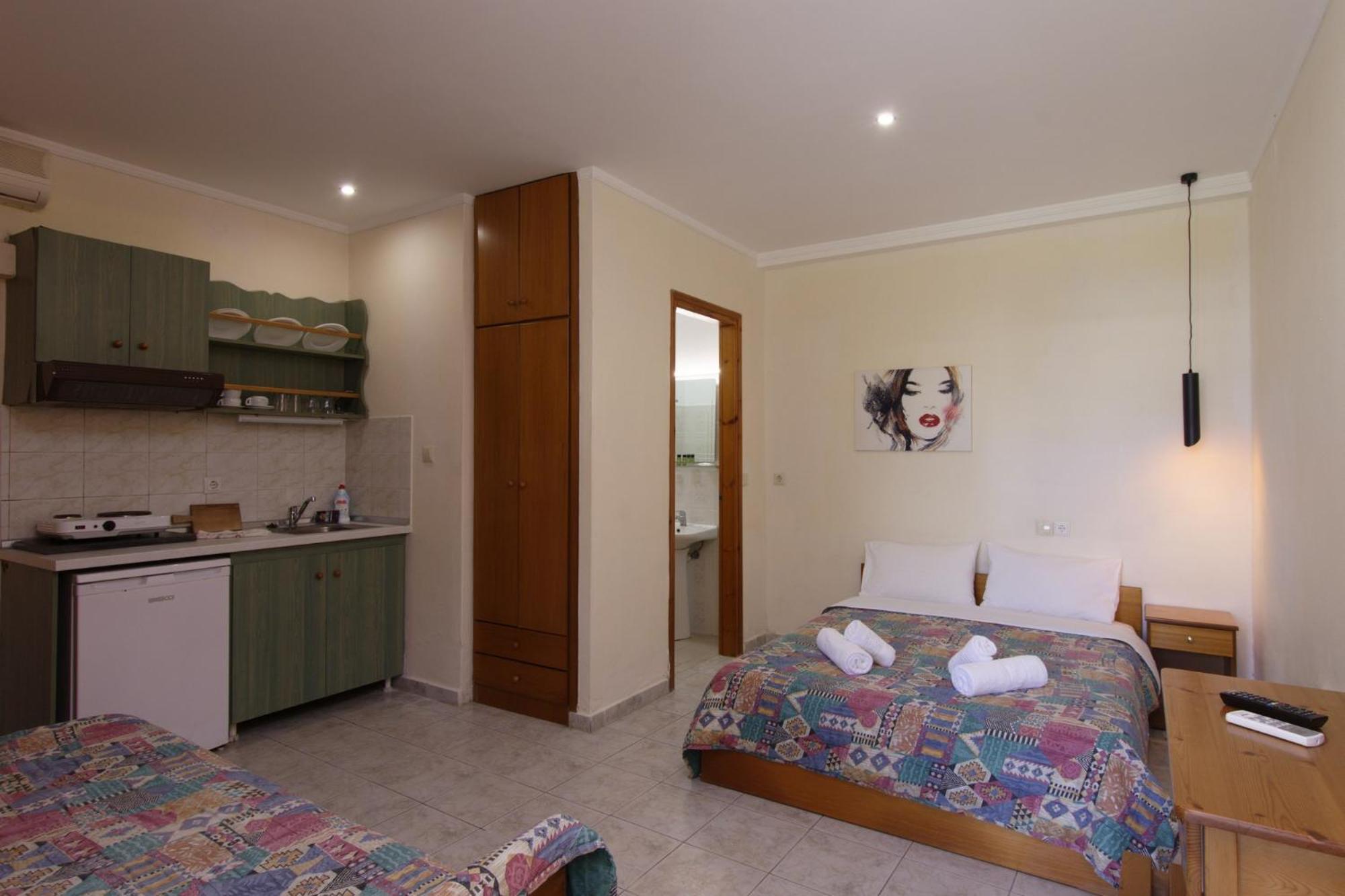 Lotos Apartments Stavros  Rom bilde